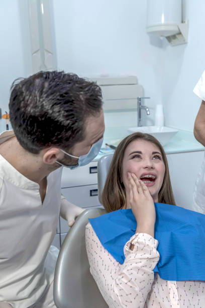 Best Weekend Emergency Dentist in West Mayfield, PA
